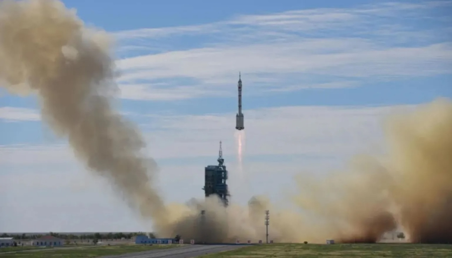 神舟12号を載せた長征2Fは2021年6月に打ち上げられた(出典:CASC)